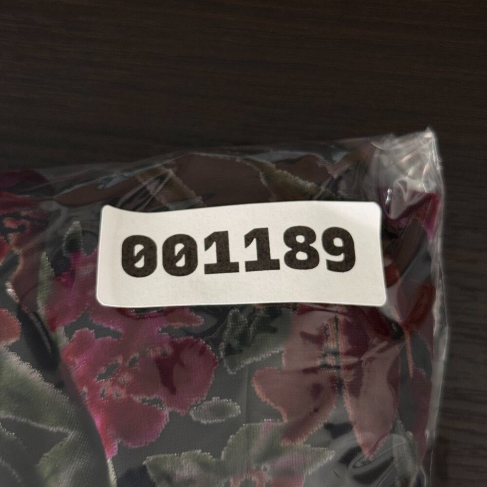 House of Harlow Revolve Dress Womens XS Talita Velvet Floral Romantic Event - Picture 11 of 11